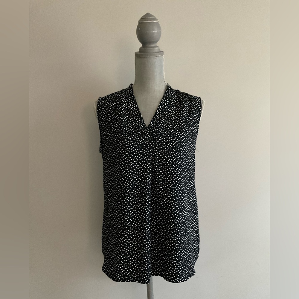Jones New York Sleeveless Size Small Polkadot Women’s Shirt